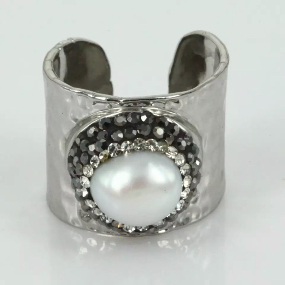Natural pearl ring